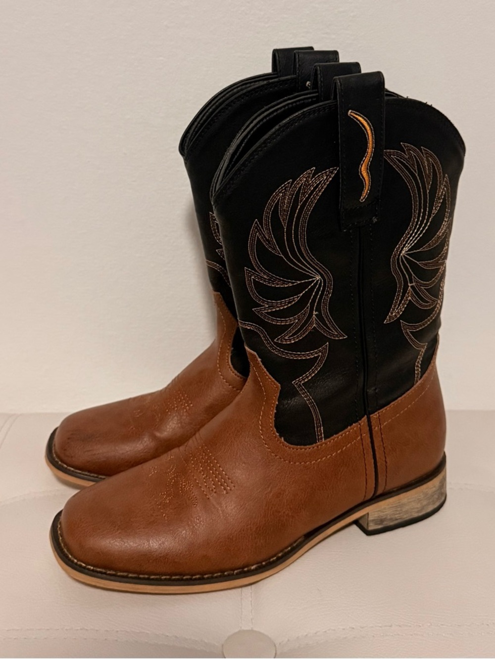 Rollda Western Mid-Calf Boots Black Tan Embroidered Women's Size 6